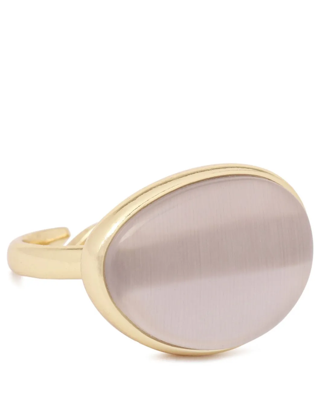 Oval white ring