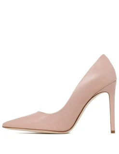 Paris pink pumps