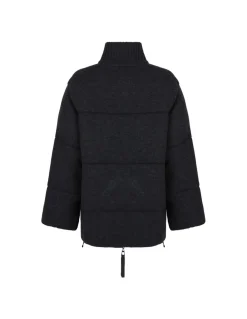 Reversible puffer jacket