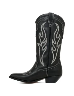 Santa Fe black boots